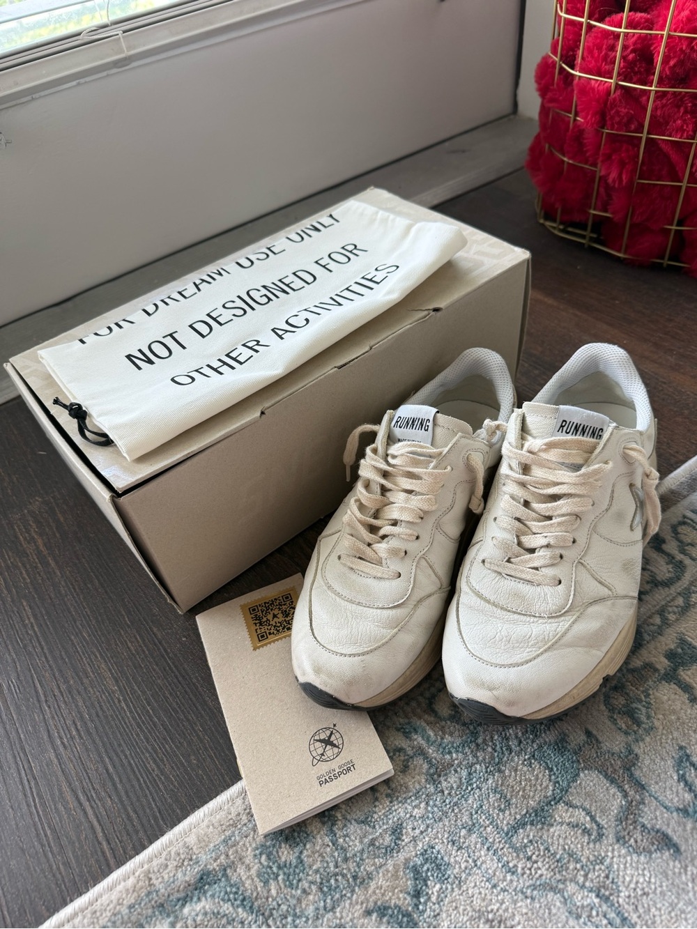 Golden Goose Sneakers